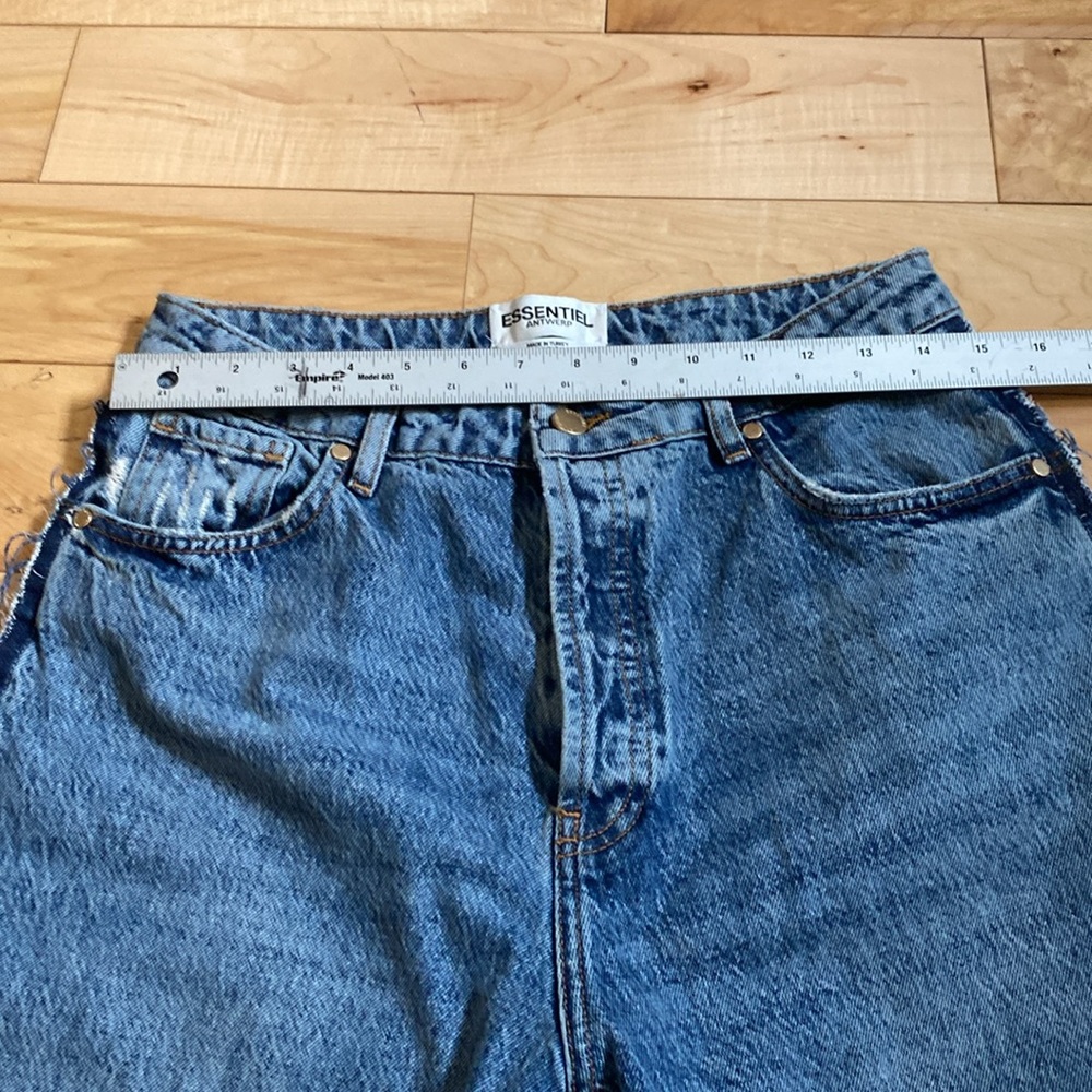 Essentiel Antiwerp Distressed Jeans - Picture 3 of 17